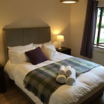 Daisys lakeside cottage | Larkins Bar | Garrykennedy